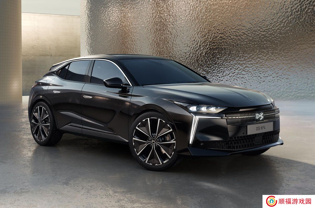 DS 全新掀背车 N°4 发布：基于现款 DS 4 重新设计，可选纯电、插混